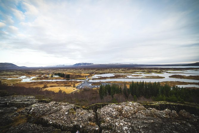 Golden Circle Small-Group Afternoon Tour from Reykjavik - Guides who keep the schedule useful