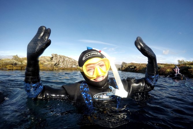 Golden Circle & Snorkeling in Silfra From Reykjavík with Free Photos - A practical day in the minibus