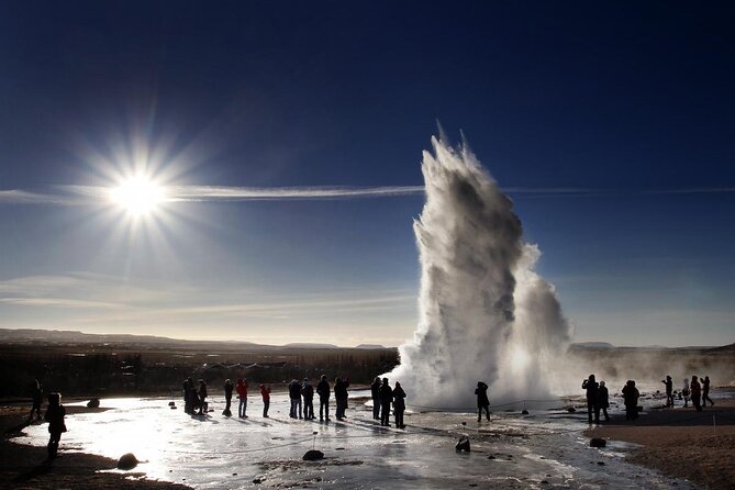Golden Circle Tales, Tomato Farm & Kerid – Small Group from RVK - Thingvellir and Oxararfoss: history beside the open ground
