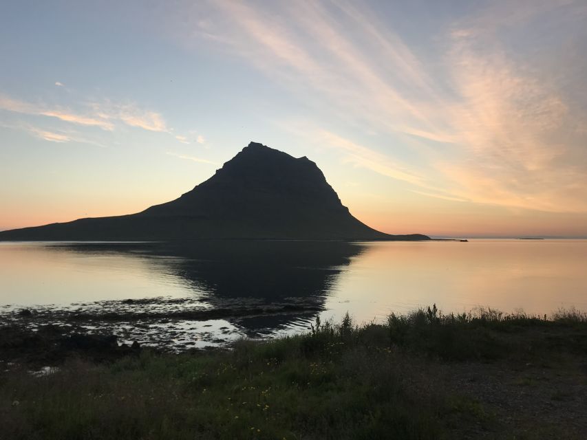 Grundarfjörður: Midnight Sun Kayaking Adventure - Book it for the water, not just the sunset