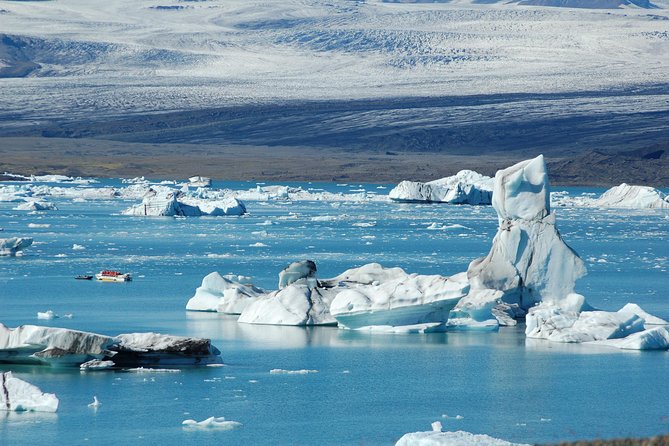 Guided Glacier Lagoon and Diamond Beach Day Trip from Reykjavik - Freysnes breaks up the journey south