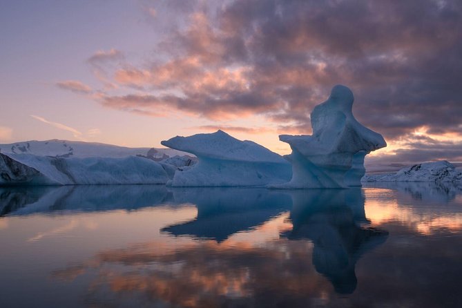 Guided Glacier Lagoon and Diamond Beach Day Trip from Reykjavik - Skógafoss delivers the first major waterfall