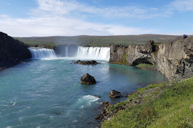 Half-Day Combo Tour to Goðafoss, Laufas and The Christmas House - The Akureyri drive adds more than a simple drop-off