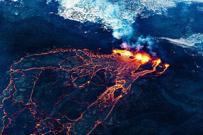 Helicopter Tour Over Iceland’s Reykjanes Volcano Eruption Site - Who will enjoy this Iceland helicopter tour