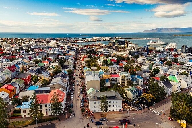 Helicopter Tour: Reykjavik City with landing at Mount Esja - Meeting at Ace FBO by Reykjavik Airport