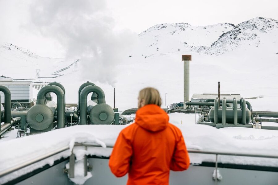 Hellisheiði Geothermal Exhibition: Entry and Audio Tour - Viewing platforms bring the subject outdoors