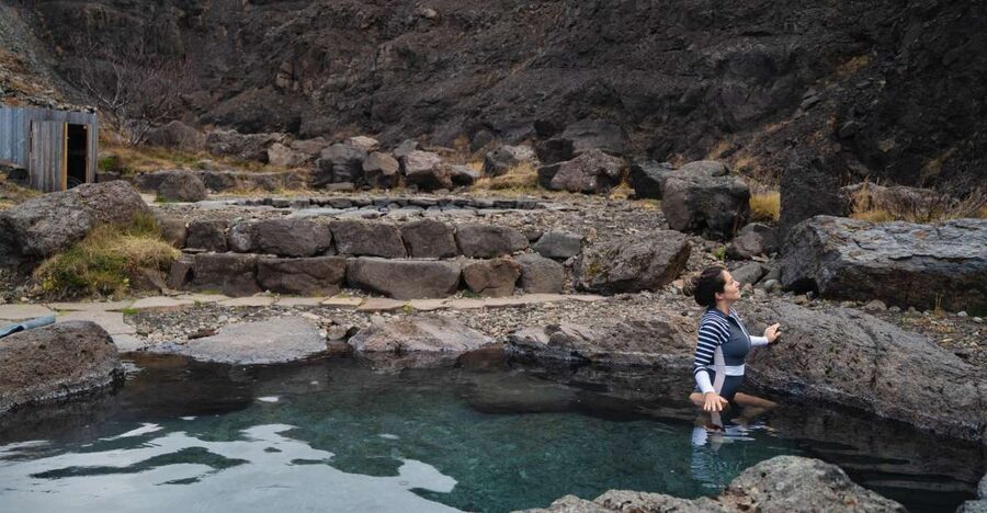 Husafell: Canyon Baths Soak with Short Highlands Hike - Walking through Hringsgil Canyon to Langifoss