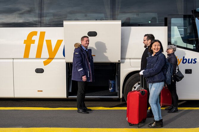 Iceland: Airport Transfers between Keflavik and Reykjavik Hotels - How the price compares with the convenience
