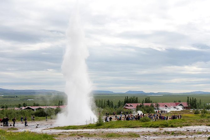 Iceland Complete: Around Iceland in 10 Days - Day 3: Waterfalls, Skogar, and the black-sand coast