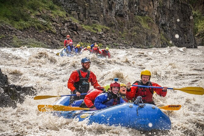 Iceland’s Top Grade 4 Rafting – Drysuit, Canyon & Adrenaline - Who should book this rafting trip?