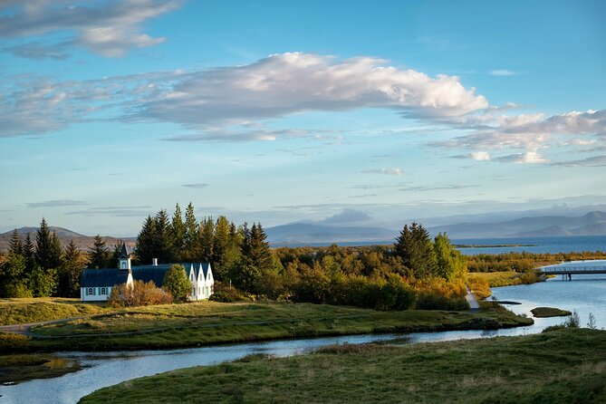 Iceland Stopover: The Golden Circle Day Tour - Pickup, group size, and the shape of the day