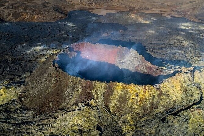 Iceland Volcanic Eruption Area Helicopter Tour from Reykjavík - Reykjanes Peninsula: a front-row view of new Iceland