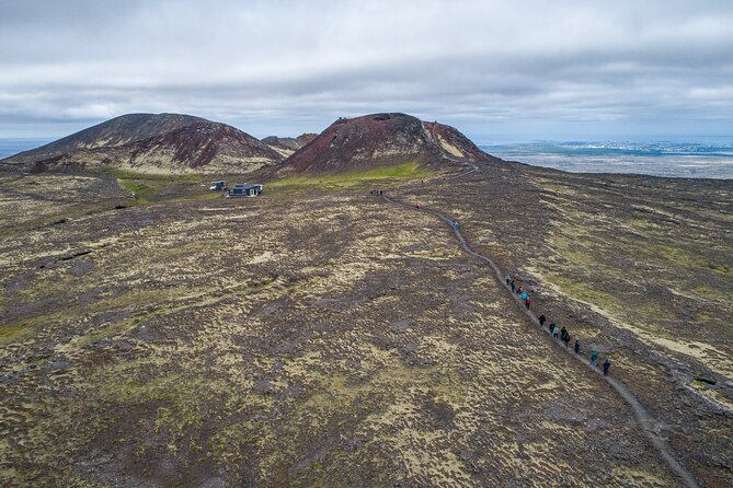 Inside the Volcano: Small-Group Tour and Lava Field Hike - Practical details that can make or break the day