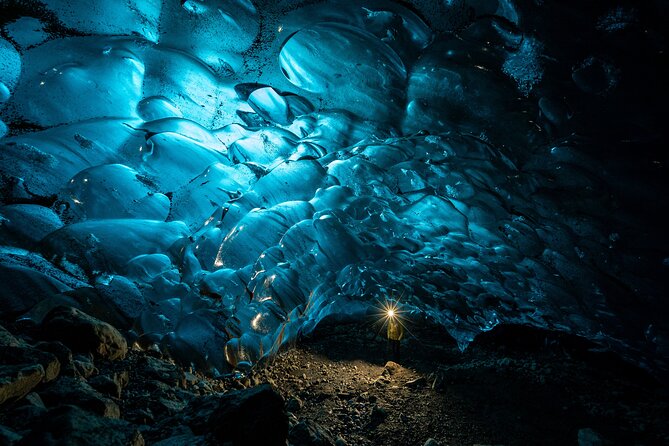 Jökulsárlón: Blue Ice Cave and a Long Glacier Hike - Should you book this glacier hike?