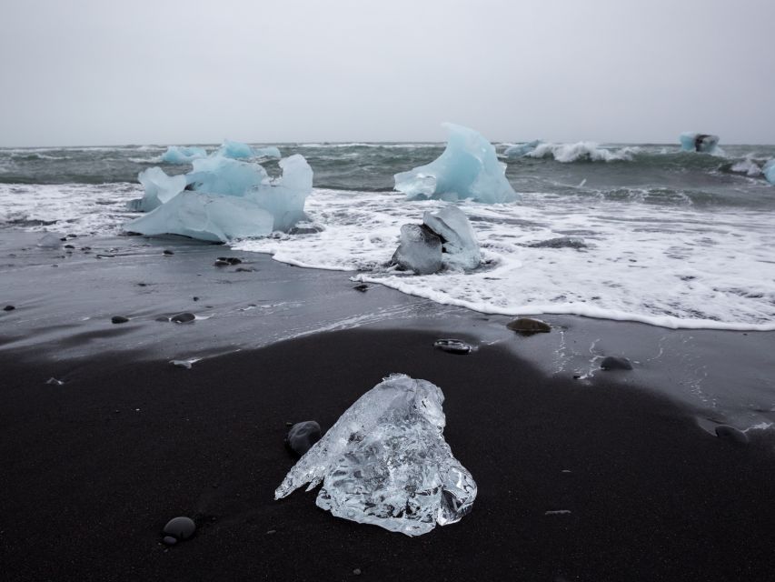 Jökulsárlón Floating Glacier & Diamond Beach Day Tour - Key points to know before booking