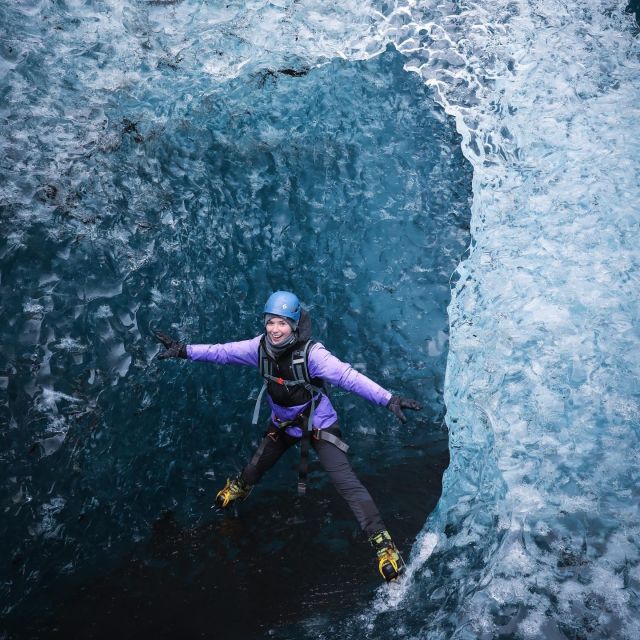 Jökulsárlón: Glacier Hike, Ice Cave, and Photoshoot Package - Crampons, crevasses, and the glacier walk