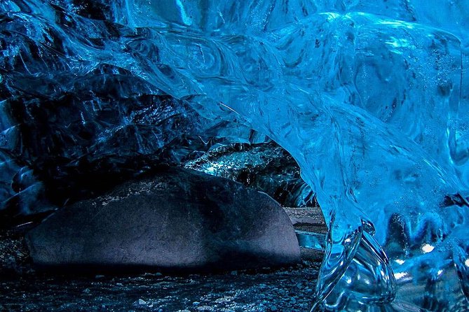 Jökulsárlón Glacier Lagoon, Diamond Beach and secret glaciers (from Djúpivogur) - Who should book this day?