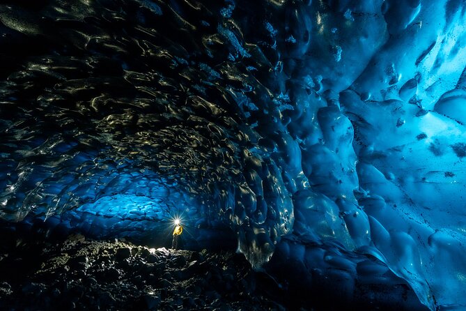 Jökulsárlón: Visit a Natural Blue Ice Cave - Why this blue ice cave is worth your time