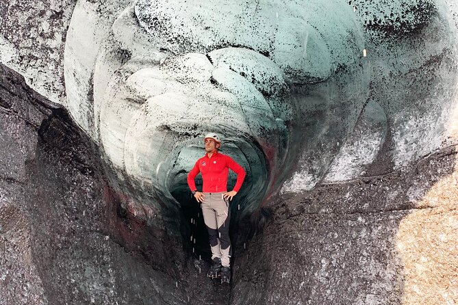 Katla Volcano Ice Cave - Super Jeep Tour from Vik - The super jeep ride across black volcanic ground