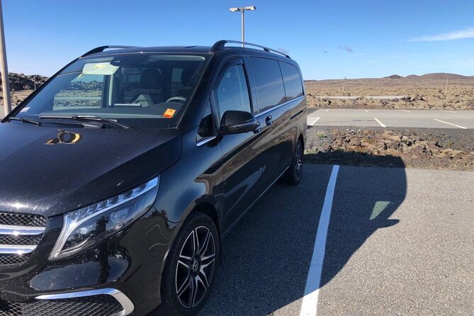 Keflavik International Airport Private Transfer To/From Reykjavik - A private ride is best for groups