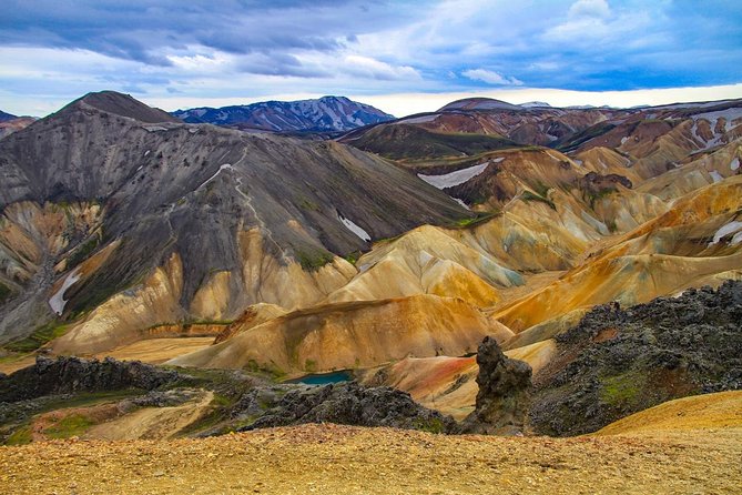 Landmannalaugar and Hekla Volcano / guided private tour - Who should book this Hekla and Landmannalaugar day?