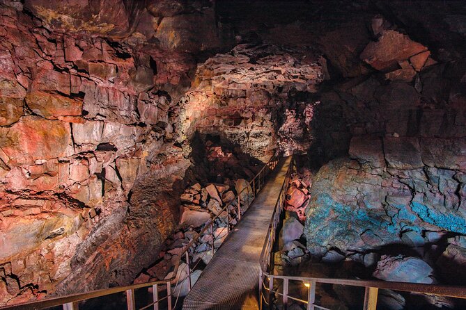 Lava Caving Experience - Inside the one-hour lava tube