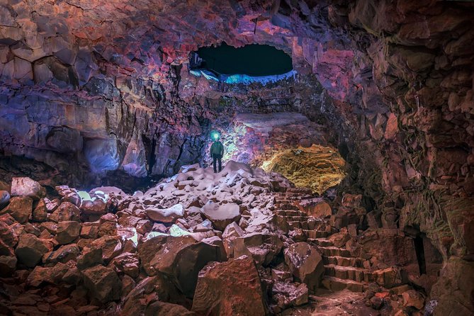 Lava Tunnel Tour Including Transfers from Reykjavik - From BSÍ to the Raufarhólshellir entrance