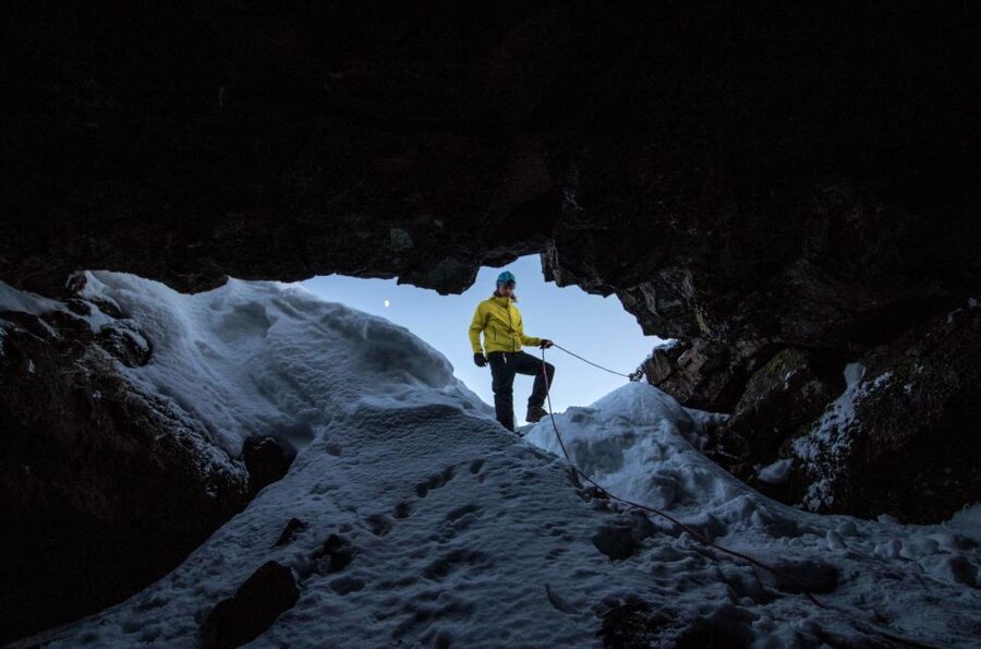 Leidarendi Cave: Lava Tunnel Caving from Reykjavik - What the ratings tell you about the experience