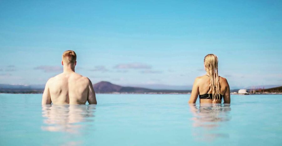 Mývatn: Myvatn Nature Baths Admission Ticket - The water, steam, and sulfur smell