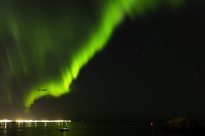 New Years Fireworks by Boat from Reykjavik - Staying warm in Icelandic winter