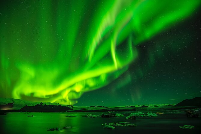 Northern Lights 3 Hours Private tour - Searching for the aurora in the countryside