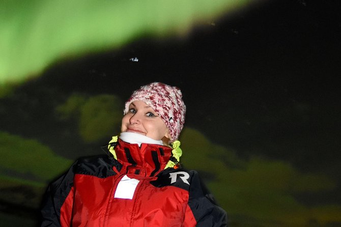 Northern Lights Cruise from Downtown Reykjavik - Guides, explanations, and taking photographs