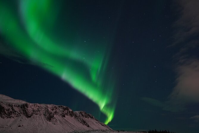 Northern Lights In luxury off-road SUV with Photos and Treats - Weather, timing, and the chance of missing out