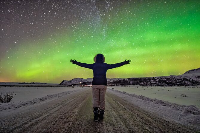 Northern Lights Small Group Tour from Reykjavik - Photography help when the lights appear