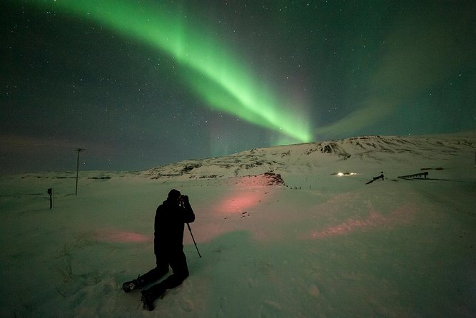 Northern Lights Small-Group Tour From Reykjavik with Hot Drink - Why leaving Reykjavik matters after dark