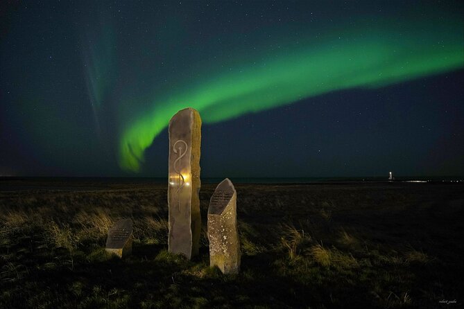 Northern Lights Small-Group Tour with Hot Chocolate & Photos - Seeing the aurora with your own eyes