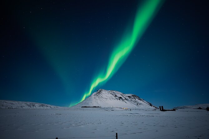 Northern Lights Tour with Photos, Snacks, Warm Snowsuits, Chairs - The photography service is a real advantage