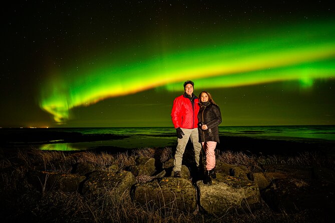Northern Lights Tour with Photos, Snacks, Warm Snowsuits, Chairs - Why the small group matters