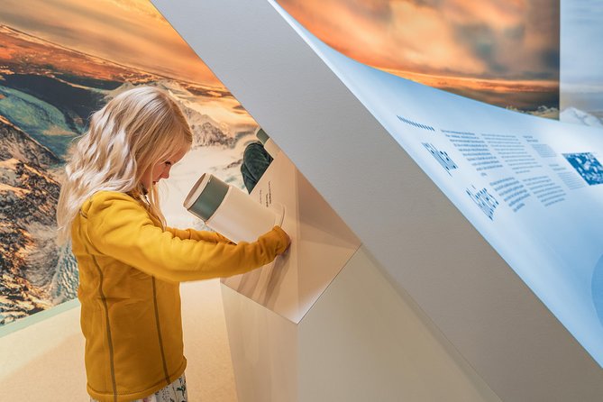Perlan - Wonders of Iceland Experience - The 360-Degree Observation Deck