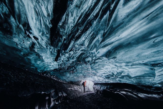 Private 2-Day Glacier Lagoon, Ice Cave and Northern Lights - Who should book this trip?