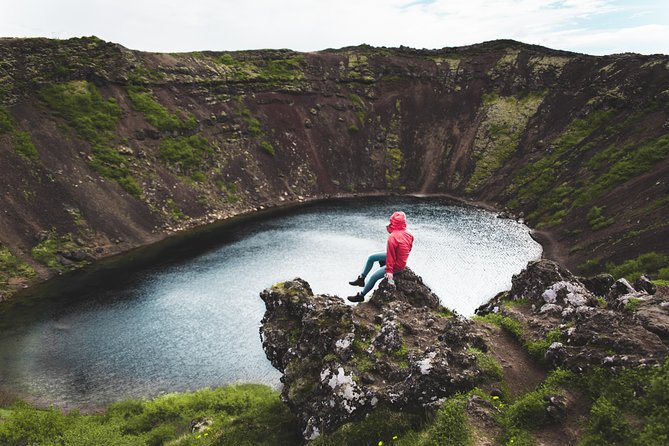 Private Golden Circle & Secret Lagoon tour from Reykjavik - What the guides add to the day