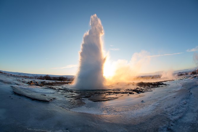 Private Golden Circle & Secret Lagoon tour from Reykjavik - Geysir and the force beneath Haukadalur