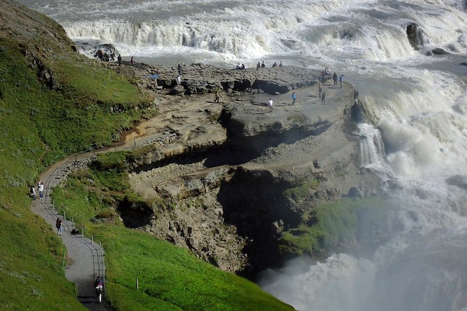 Private Golden Circle Tour from Reykjavik - The guide can make or break the day