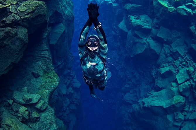 Private Silfra Snorkel Tour - A private group changes the pace