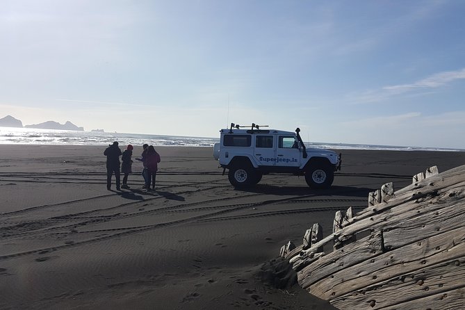 Private Superjeep Full-Day South Coast and Eyjafjallajokull Volcano Sights - The Superjeep difference