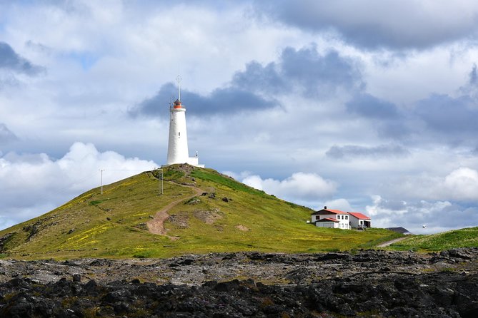 Reykjanes peninsula - Gunnuhver and the story of a ghost