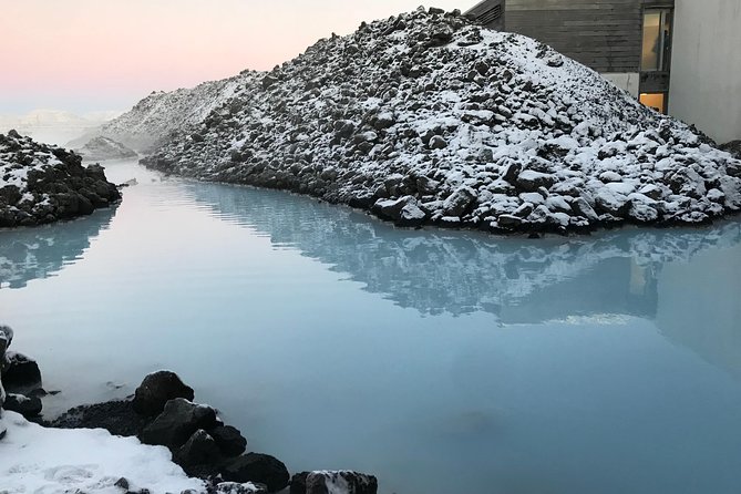 Reykjanes Peninsula & Blue Lagoon (Premium Admission Included) - Kleifarvatn Lake and the first lava-field views