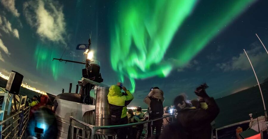 Reykjavik: 2-Hour Northern Lights by Boat with Backup Plan - Key points to know before sailing