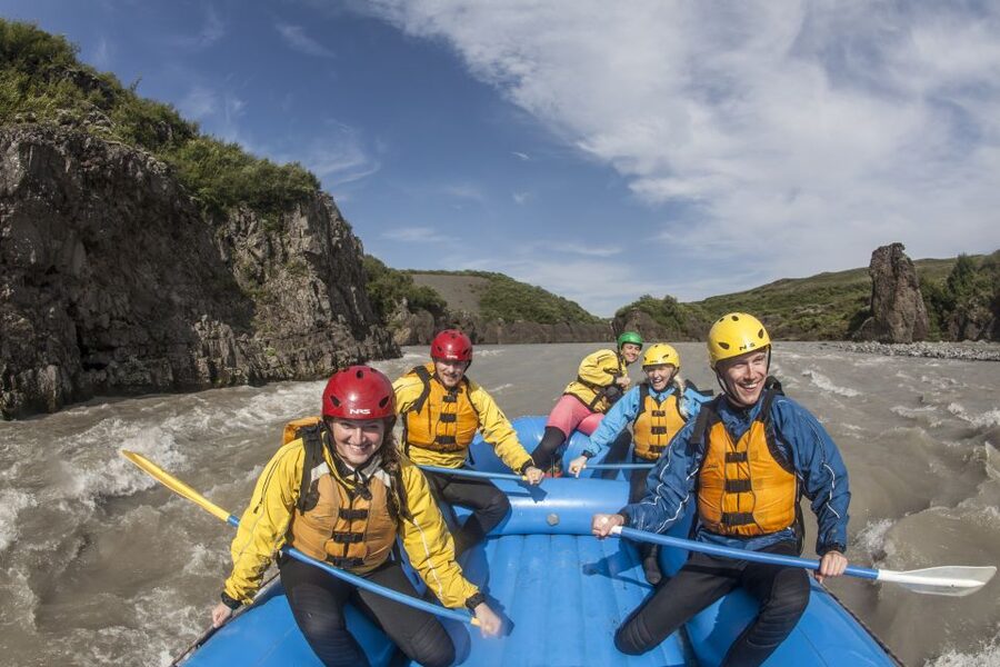Reykjavik: ATV & Rafting Tour - The handoff between two operators