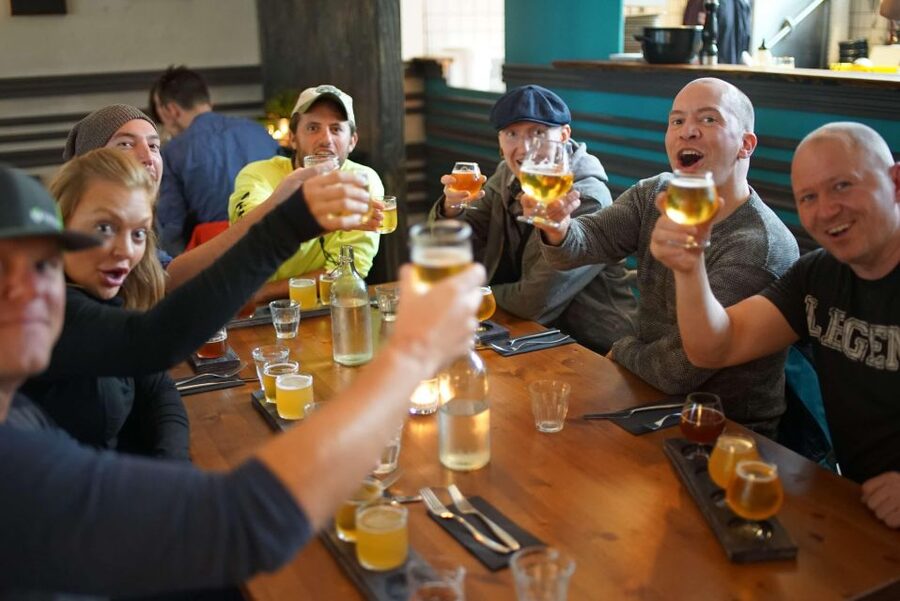 Reykjavik: Beer and Booze Tour - A short orientation at Ingólfur Square